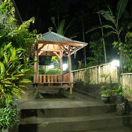 Villa Kubu Gitgit